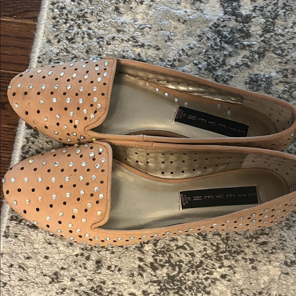 Steve Madden Beige Studded Flats